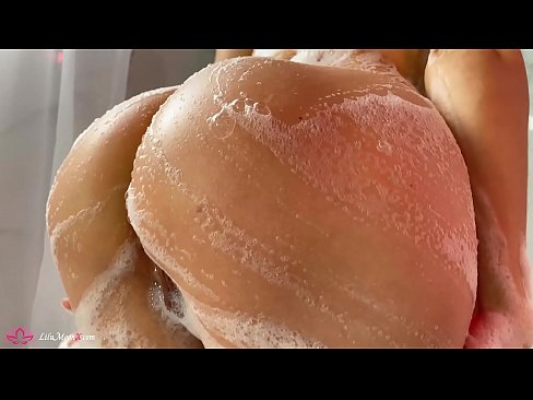 ❤️ Brunette dushda kuchli orgazm uchun vibrator bilan mushukni onanizm qiladi ❤️ Sluts uz.sexvideosex.top ❌