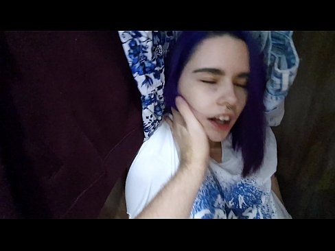 ❤️ Shkafda mening singlimni topib, unga yordam berdi ❤️ Sluts uz.sexvideosex.top ❌
