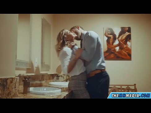 ❤️ Ko'krakli sarg'ish sizni jamoat hojatxonasida yo'ldan ozdirganda ❤️ Sluts uz.sexvideosex.top ❌